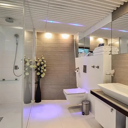 Marine Exclusive